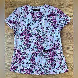 Women’s Scrub Top
